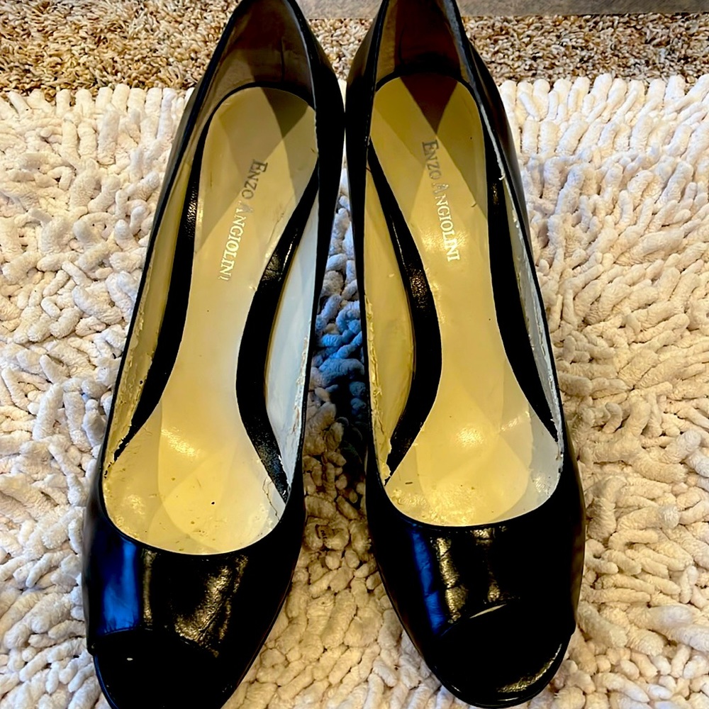 Enzo Angiolini heels. Worn. Insole damage.